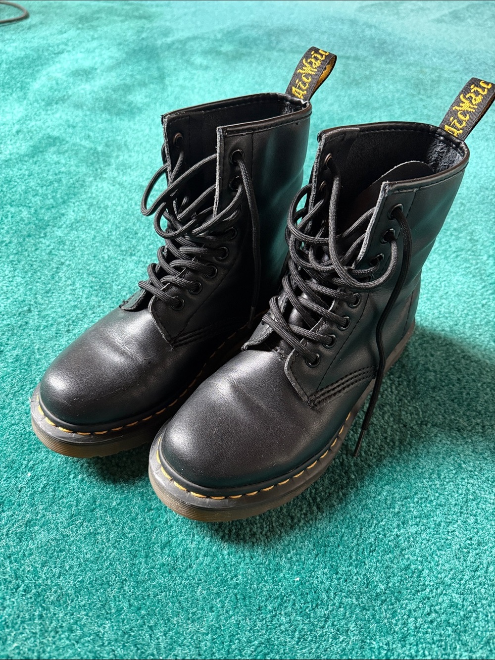 Dr. Martens Black Leather Lace-Up Combat Boots sz 4